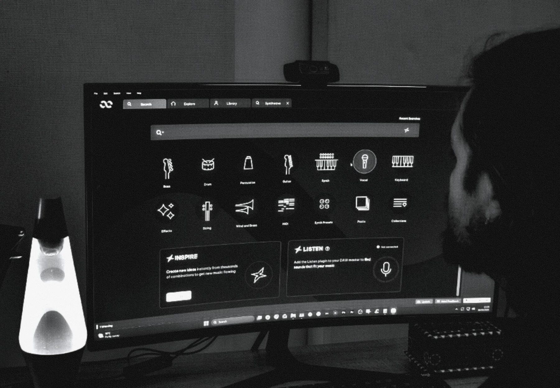 Loopcloud’s sample library displayed on a curved studio monitor